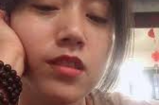 “带娃送外卖”可能是摆拍 经济日报：别让虚假苦情透支社会善意