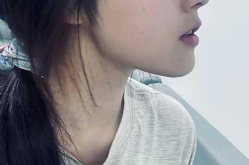 《隐秘的角落》“朱朝阳”否认劈腿打人称长期被女方骚扰年少成名是诅咒还是幸运？