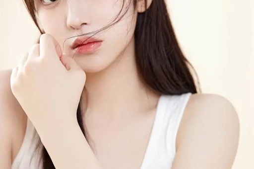 大反转！百万粉丝网红自杀去世系自导自演网友：人没事那有人要有